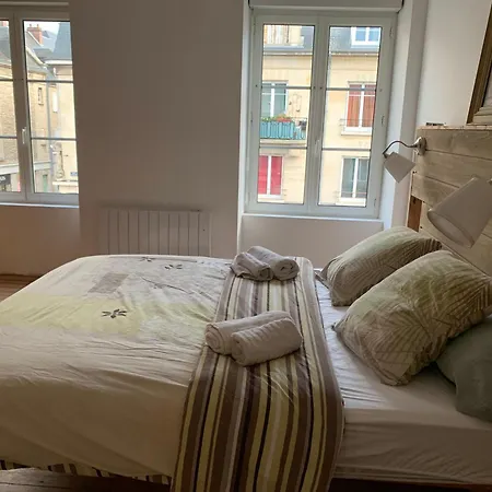 Au Coeur D'argentan 아파트 *